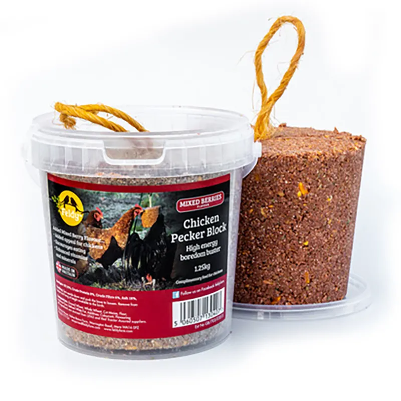 Feldy Chicken Pecker Block Mixed Berry 1.25kg